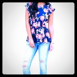 Reborn J Floral Short Sleeve Top - Navy and Pink
